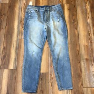 Loft modern skinny ankle 6p distressed jeans- NWT